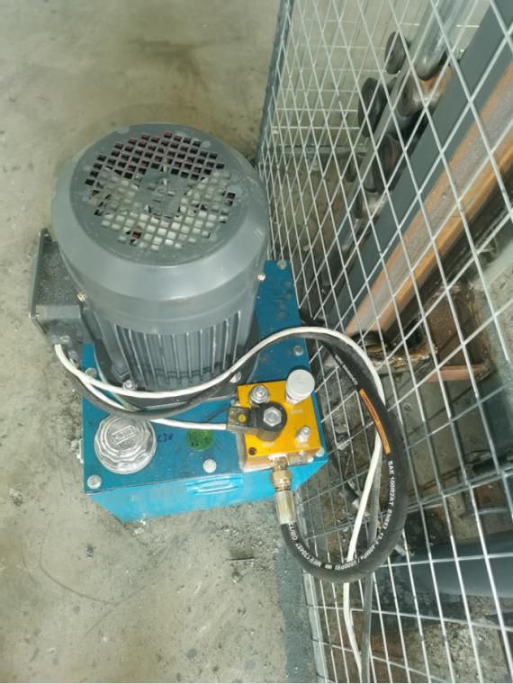 移动式液压升降机升降平台_升降平台专项整治_载货用固定式液压升降平台